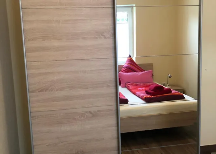 Traumhafte Mit Direktem Blick Auf Den Yachthafen Haren